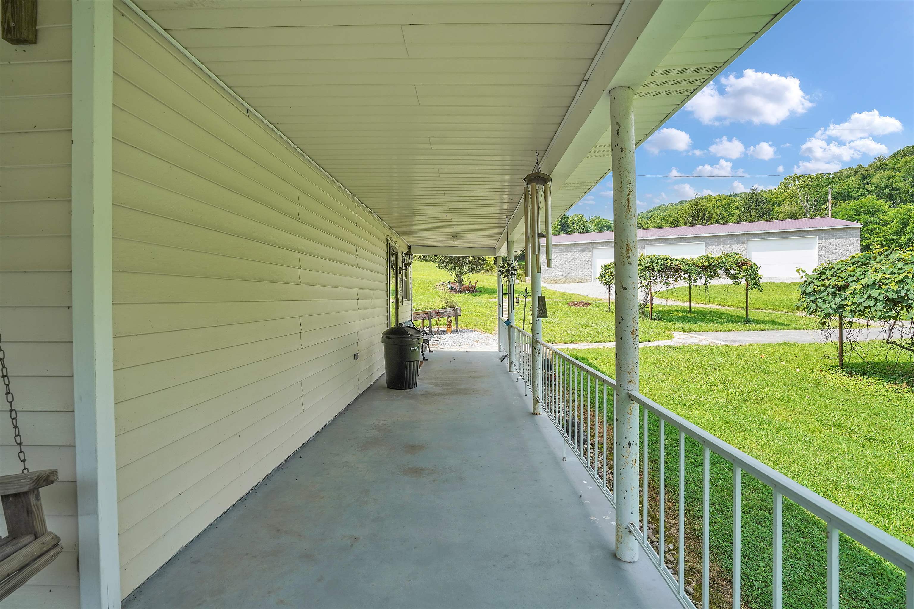 Narrows, Virginia, 24124, United States, 5 Bedrooms Bedrooms, ,2 BathroomsBathrooms,Residential,Active,1933877