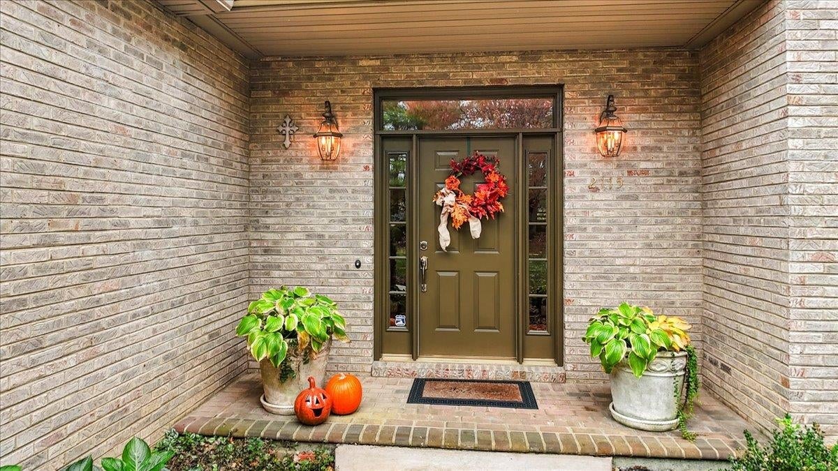 Blacksburg, Virginia, 24060, United States, 4 Bedrooms Bedrooms, ,4 BathroomsBathrooms,Residential,Active,1972134