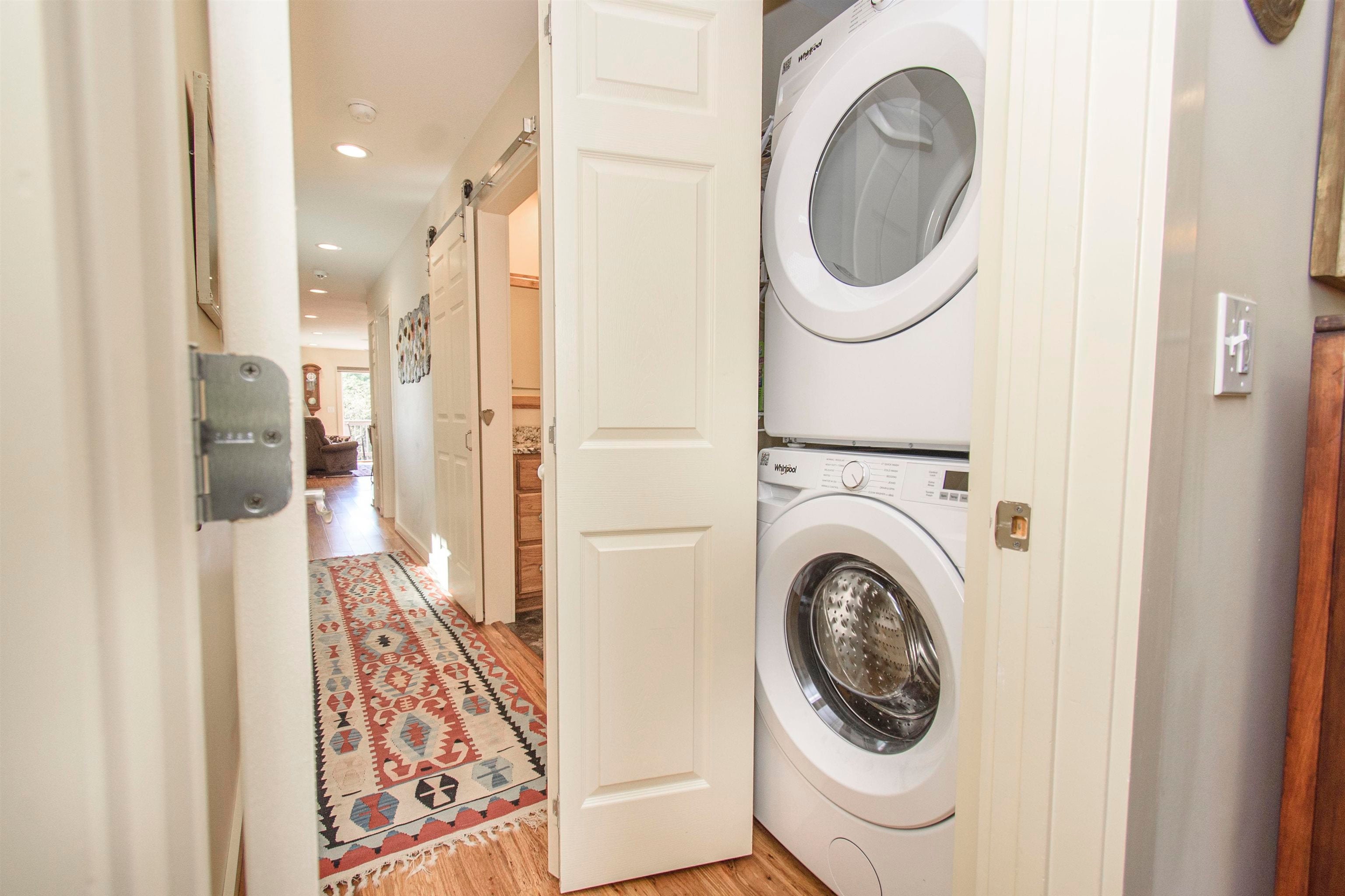 Catawba, Virginia, 24070, United States, 3 Bedrooms Bedrooms, ,3 BathroomsBathrooms,Residential,Active,1954410