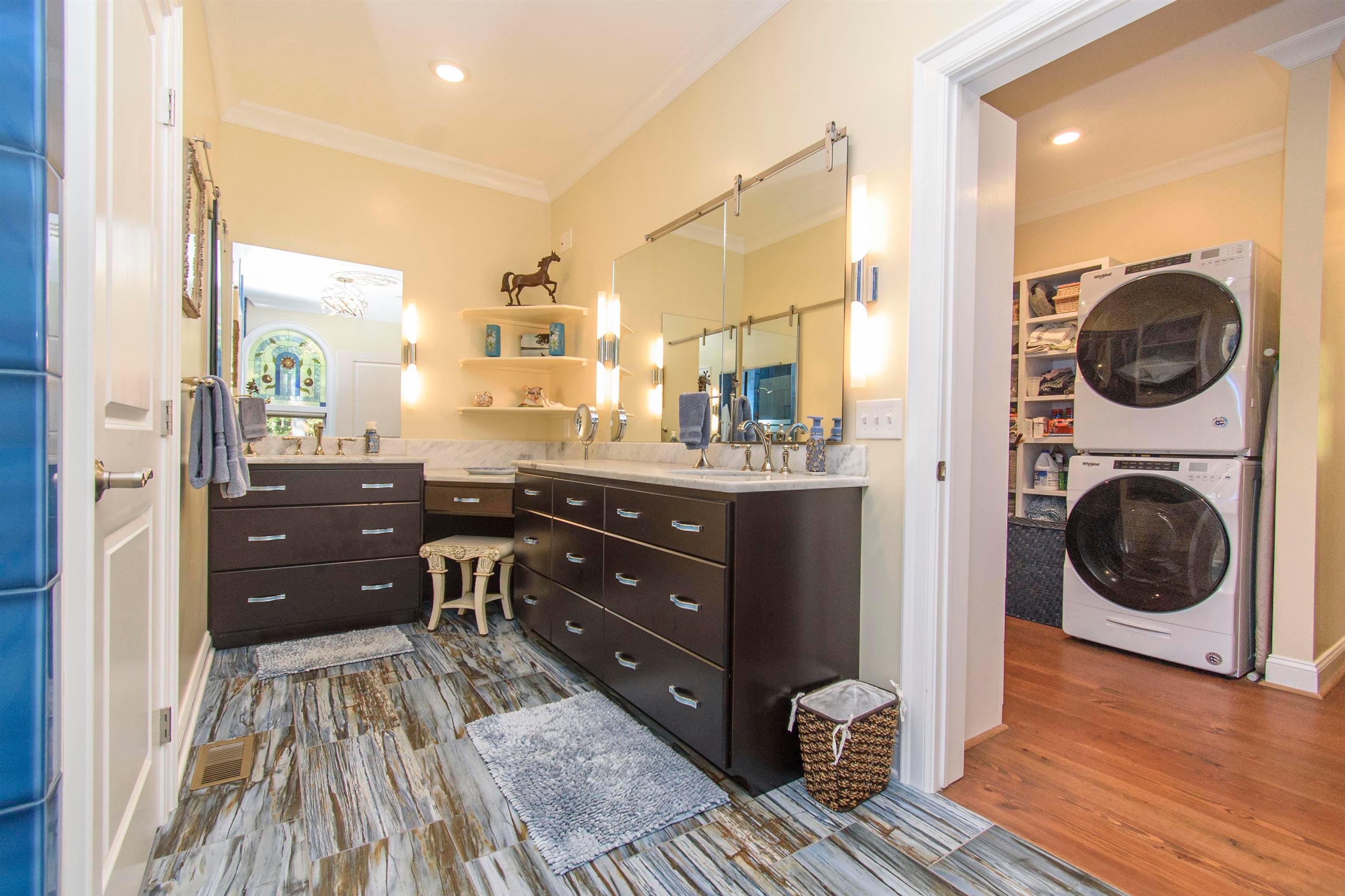 Catawba, Virginia, 24070, United States, 3 Bedrooms Bedrooms, ,3 BathroomsBathrooms,Residential,Active,1954410