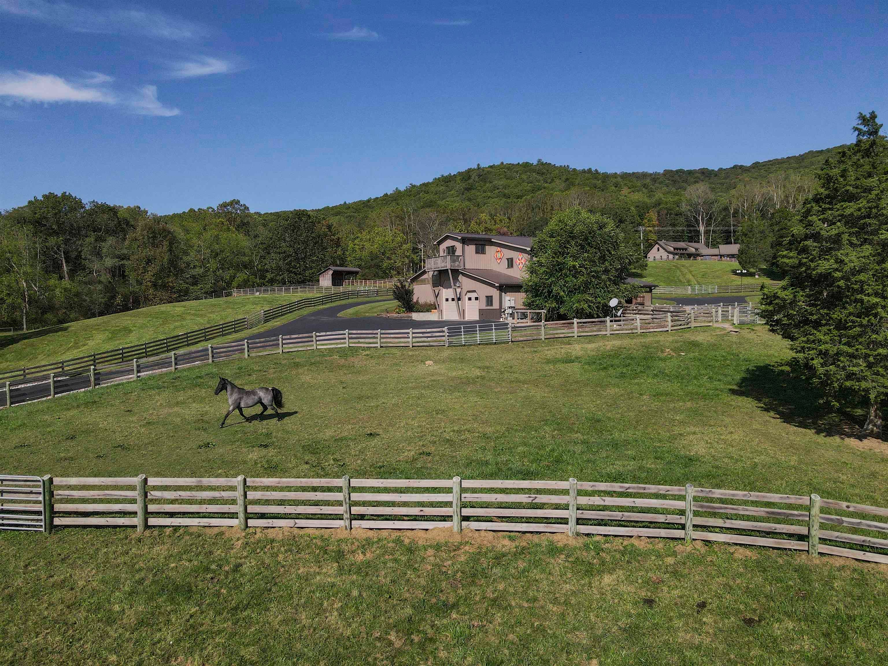 Catawba, Virginia, 24070, United States, 3 Bedrooms Bedrooms, ,3 BathroomsBathrooms,Residential,Active,1954410