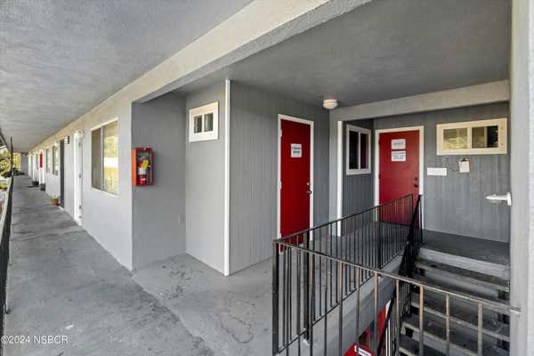 427 W ISLAY ST, SANTA BARBARA, CA 93101, photo 4 of 25