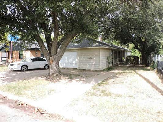 2209 N CROCKETT ST, SHERMAN, TX 75092 - Image 1