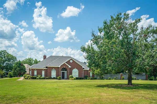 210 LAVENDER LN, LONGVIEW, TX 75605 - Image 1