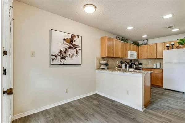 541 RANCH TRL APT 176, IRVING, TX 75063, photo 4 of 29