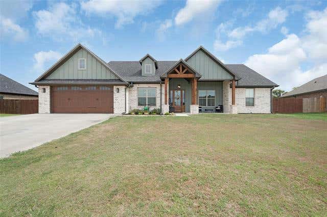 2122 HEATH ST, SULPHUR SPRINGS, TX 75482, photo 1 of 40