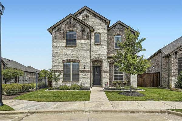 716 VILLAGE GREEN DR, ARGYLE, TX 76226, photo 4 of 34