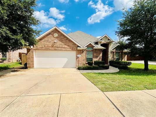 11 BEECHCREEK DR, EDGECLIFF VILLAGE, TX 76134, photo 4 of 37