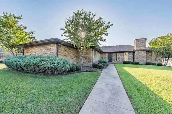 1701 E VALLEY LN, GRAND PRAIRIE, TX 75050 - Image 1