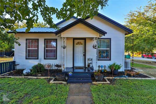 510 W PLUMMER ST, EASTLAND, TX 76448 - Image 1