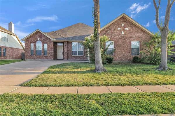 831 FAIR OAKS DR, GRAND PRAIRIE, TX 75052 - Image 1