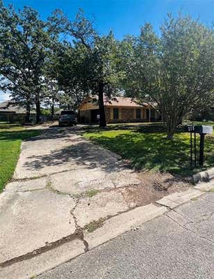 215 45TH ST SW, PARIS, TX 75460 - Image 1