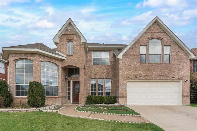 2836 ATRIUM DR, GRAND PRAIRIE, TX 75052, photo 1 of 35