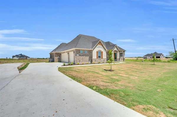 621 N ARMSTRONG RD, VENUS, TX 76084, photo 4 of 31