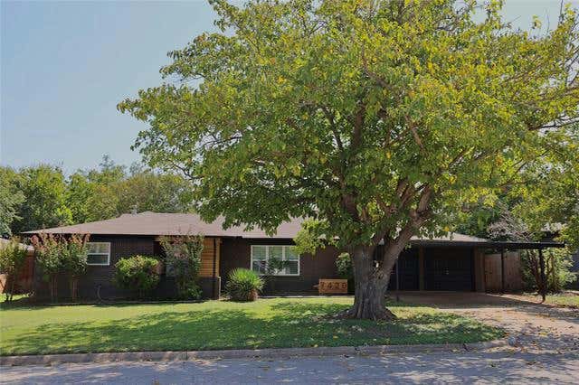 7420 BRIDGES AVE, RICHLAND HILLS, TX 76118, photo 1 of 22