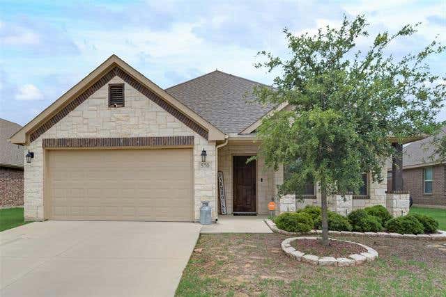 570 BALBOA TRL, AZLE, TX 76020, photo 1 of 22