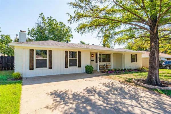 4004 CARIBOU TRL, LAKE WORTH, TX 76135, photo 2 of 37