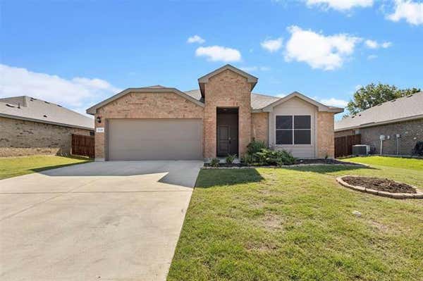 714 WOLF CREEK DR, CLEBURNE, TX 76033 - Image 1