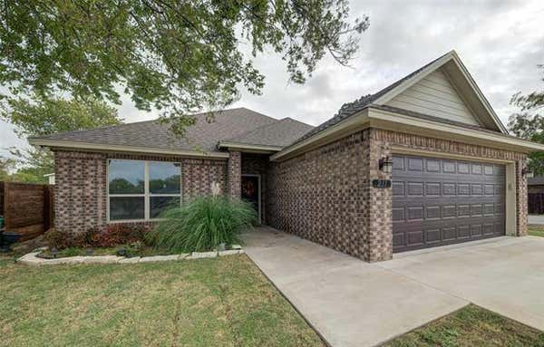 211 E PINE ST, ALVORD, TX 76225 - Image 1