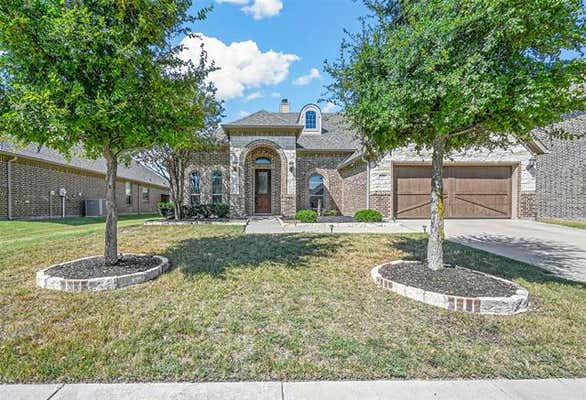 421 WHISPERING WILLOW DR, MIDLOTHIAN, TX 76065, photo 2 of 27