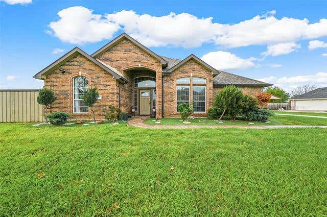 412 KINGS CREEK DR, TERRELL, TX 75161, photo 1 of 30