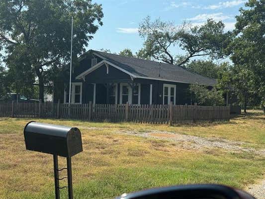 204 N HOWARD ST, ALVORD, TX 76225 - Image 1