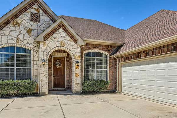 2323 SAN AUGUSTINE LN, GRAND PRAIRIE, TX 75052, photo 3 of 21