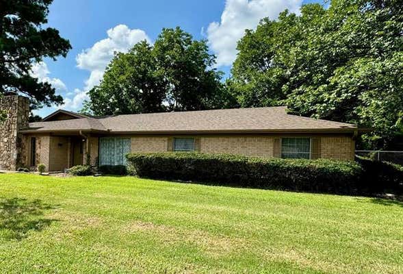 803 W 4TH ST, CLARKSVILLE, TX 75426 - Image 1