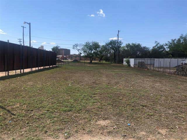 510 N TREADAWAY BLVD, ABILENE, TX 79601, photo 1 of 3