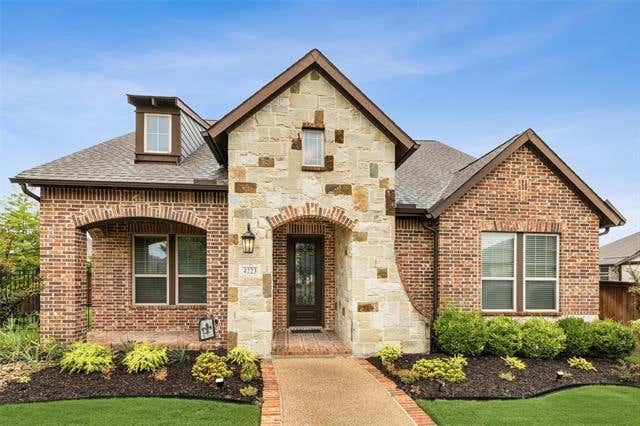 4223 BRIAR ROSE WAY, ARLINGTON, TX 76005, photo 1 of 40