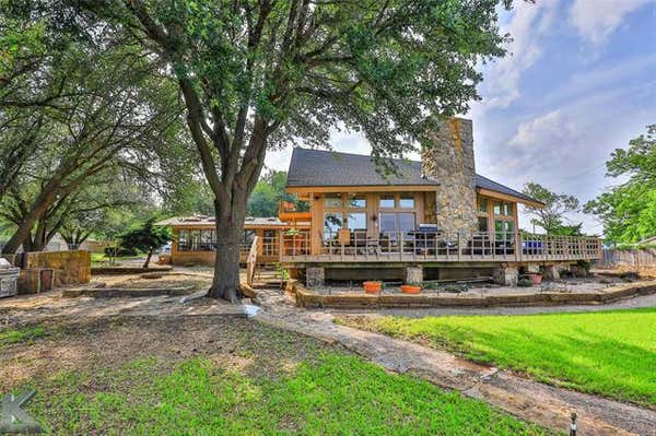 105 LAKEVIEW DR, COLEMAN, TX 76834 - Image 1