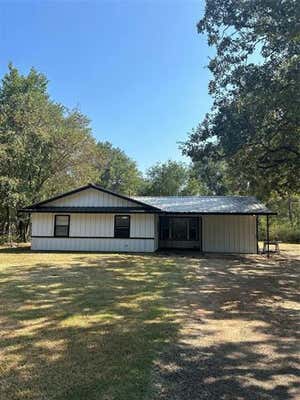 111 CIRCLE DR, BOGATA, TX 75417 - Image 1