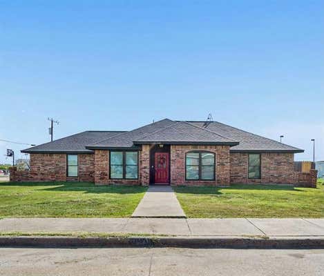 300 CREEKSIDE DR, FERRIS, TX 75125 - Image 1