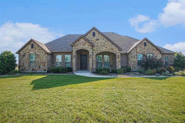 121 DEER GROVE TRL, AZLE, TX 76020, photo 1 of 26