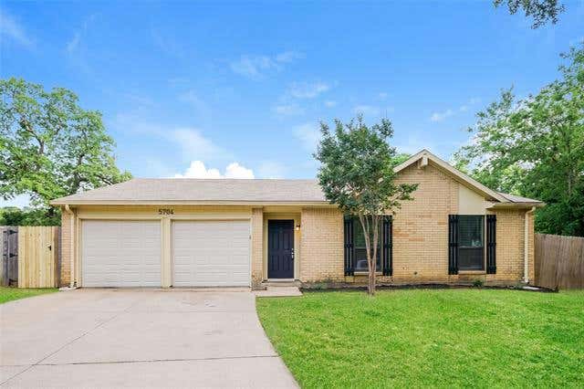 5704 LORDSBURG TRL, ARLINGTON, TX 76017, photo 1 of 26