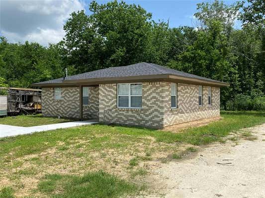 305 W 3RD ST, BLOOMING GROVE, TX 76626 - Image 1