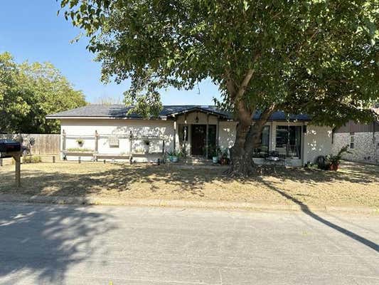 526 N 4TH ST, JACKSBORO, TX 76458 - Image 1