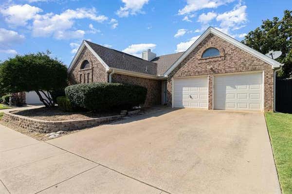 1620 AUTUMN CHASE SQ, BEDFORD, TX 76022 - Image 1