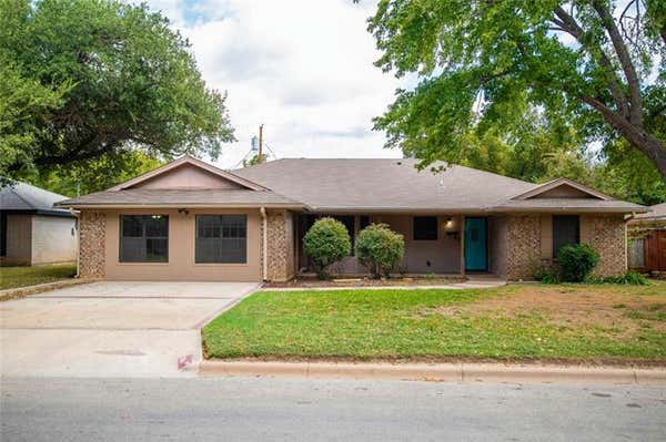 2304 10TH ST, BROWNWOOD, TX 76801 - Image 1