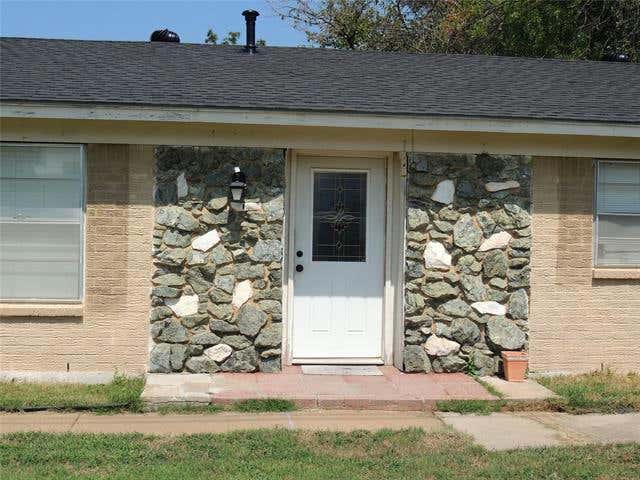 800 GETTYSBURG PL, BEDFORD, TX 76022, photo 1 of 33