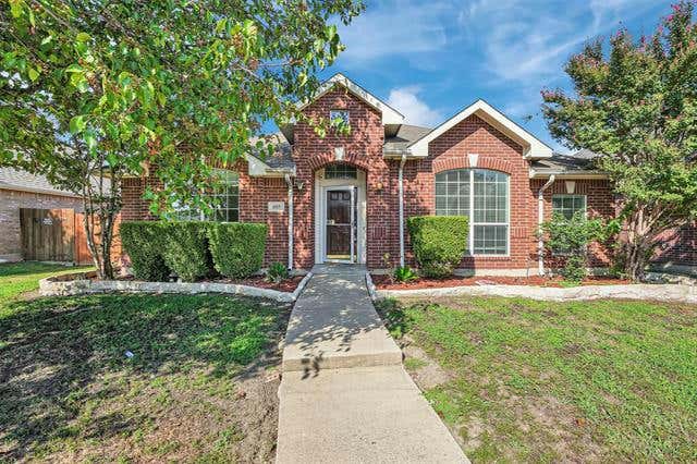 3517 HAMLETT LN, GARLAND, TX 75043, photo 1 of 40