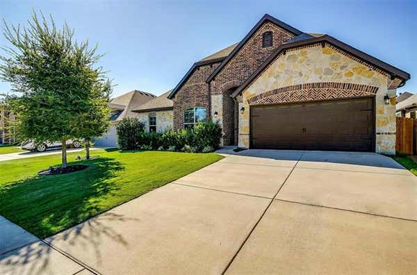 319 CATTLEMANS TRL, SAGINAW, TX 76131 - Image 1