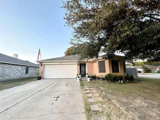 300 COMISKEY CT, SAGINAW, TX 76179 - Image 1