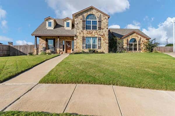 1626 HAWTHORNE ST, CLEBURNE, TX 76033 - Image 1