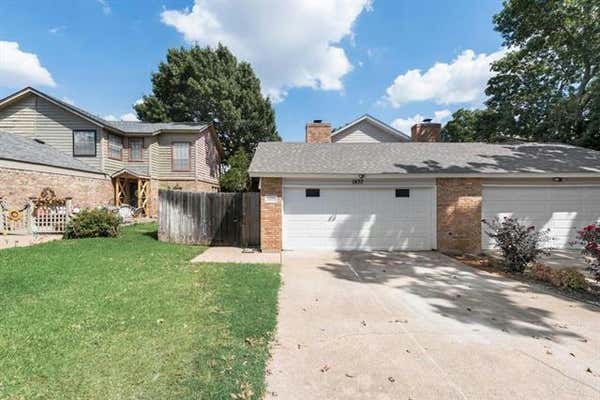 1433 PALMNOLD CIR E, FORT WORTH, TX 76120 - Image 1