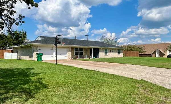 1211 E BOYNTON ST, HAMILTON, TX 76531 - Image 1