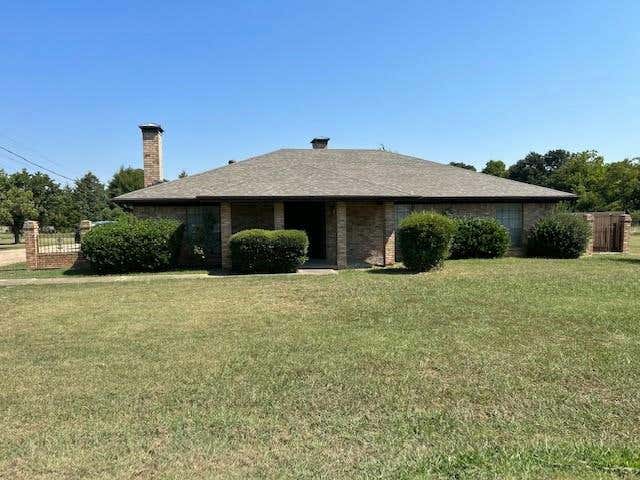 506 W WRENN ST, SAVOY, TX 75479, photo 1 of 37