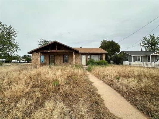 1001 CHADBOURNE ST, ROBERT LEE, TX 76945 - Image 1