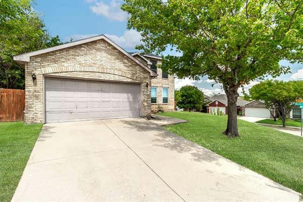 5512 SEAFIELD LN, FORT WORTH, TX 76135, photo 2 of 26