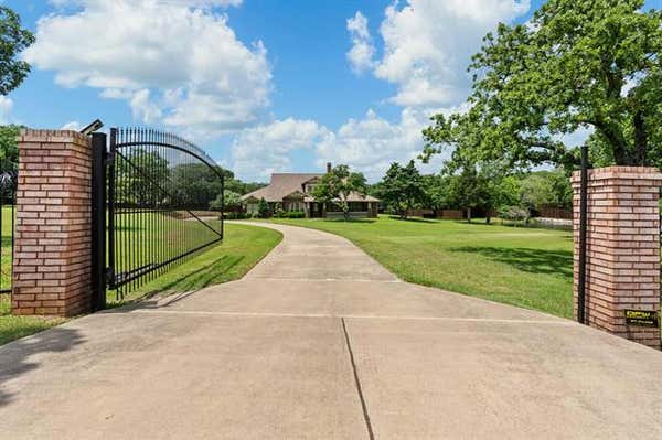 100 ENCHANTED CT N, BURLESON, TX 76028, photo 2 of 40